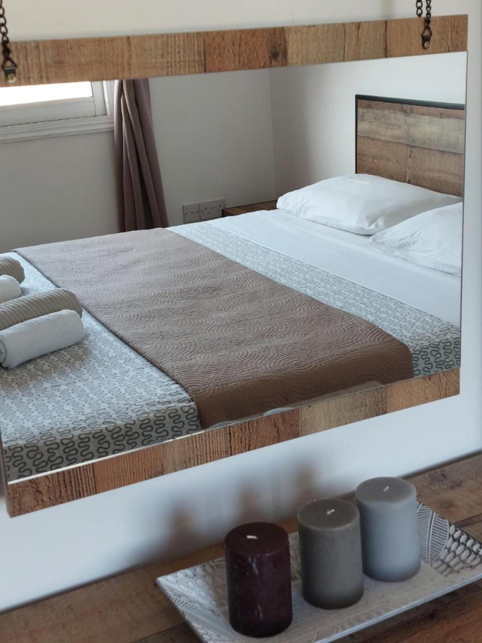 Joanne'S Cosy 1 Bdrm Apt Paphos Bagian luar foto